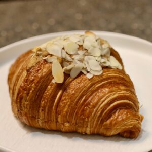 ALMOND CROISSANT